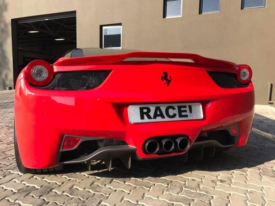  Ferrari 458 Speciale Red by RACE! 2017 года  (фото 2 из 11)